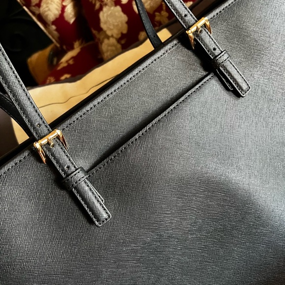 Michael Kors large tote - Picture 3 of 7